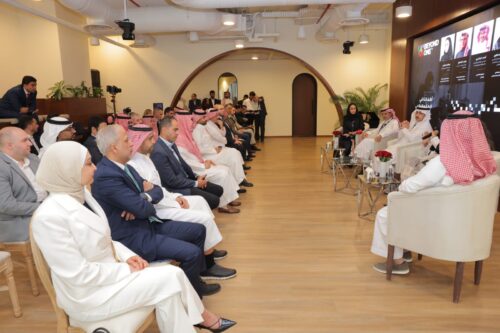 أطفالنا في العالم الرقمي.. جلسة التراس توك تفتح حواراً حول مسؤوليتنا المشتركة تجاه سلامة الأطفال رقمياً