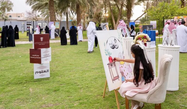 مركز عبدالرحمن السديري الثقافي ينفذ برنامج “إشراقة الطفولة” بمناسبة اليوم العالمي للفتاة