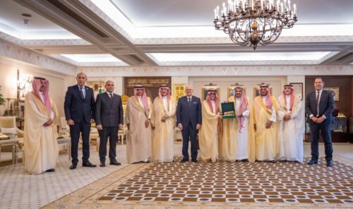 أمير القصيم يستقبل رئيس المنظمة العربية للسياحة