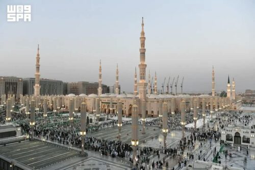 أكثر من 21 مليون زائر للمسجد النبوي خلال شهر